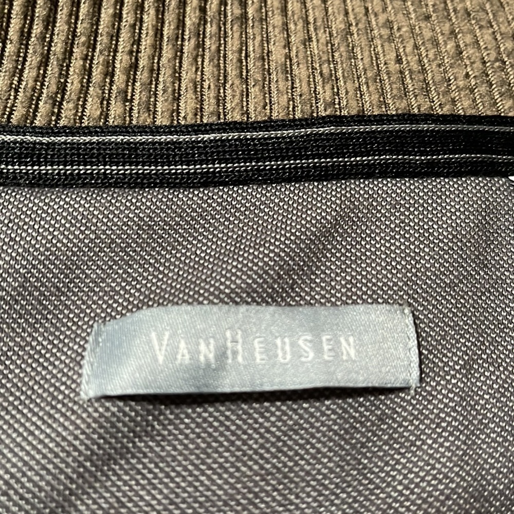 Man Pullover - image 3